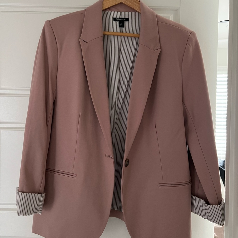 Versona Blush Jacket with Pinstripe Lining